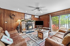 Smart-tv en een open haard