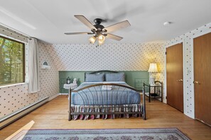 4 habitaciones, escritorio, tabla de planchar con plancha y wifi gratis 