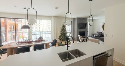 Ostrya Luxury Condo – Steps from the Slopes!