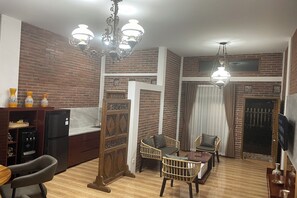 Chalet, 3 habitaciones, vistas al jardín | Zona de estar