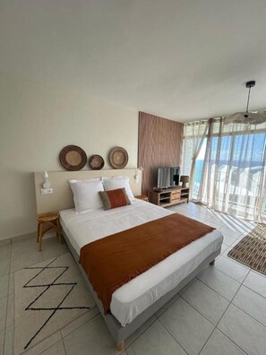 1 habitación, tabla de planchar con plancha, wifi gratis y ropa de cama 