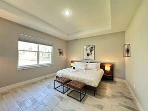 4 chambres, fer et planche à repasser, Wi-Fi, literie fournie