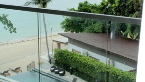 Grand Deluxe Garden | Desk, free WiFi