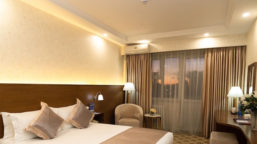 Bayangol Hotel