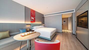 Chambre Simple Supérieure | Matelas mémoire de forme, bureau