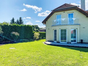 Exterior - Garden & Terrace Villa by Interhome (Karlin Liben)