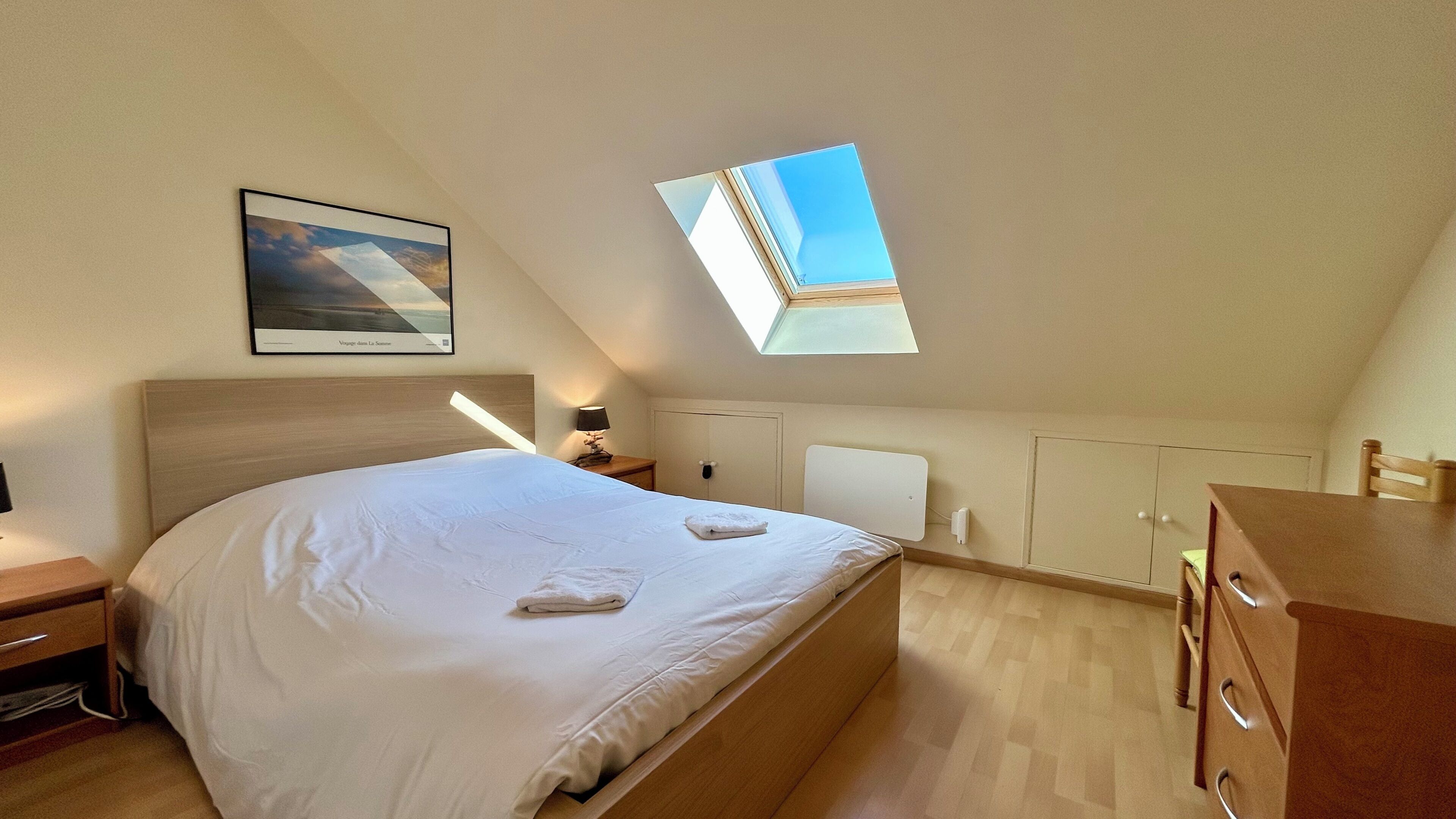 1 bedroom, iron/ironing board, internet, bed sheets