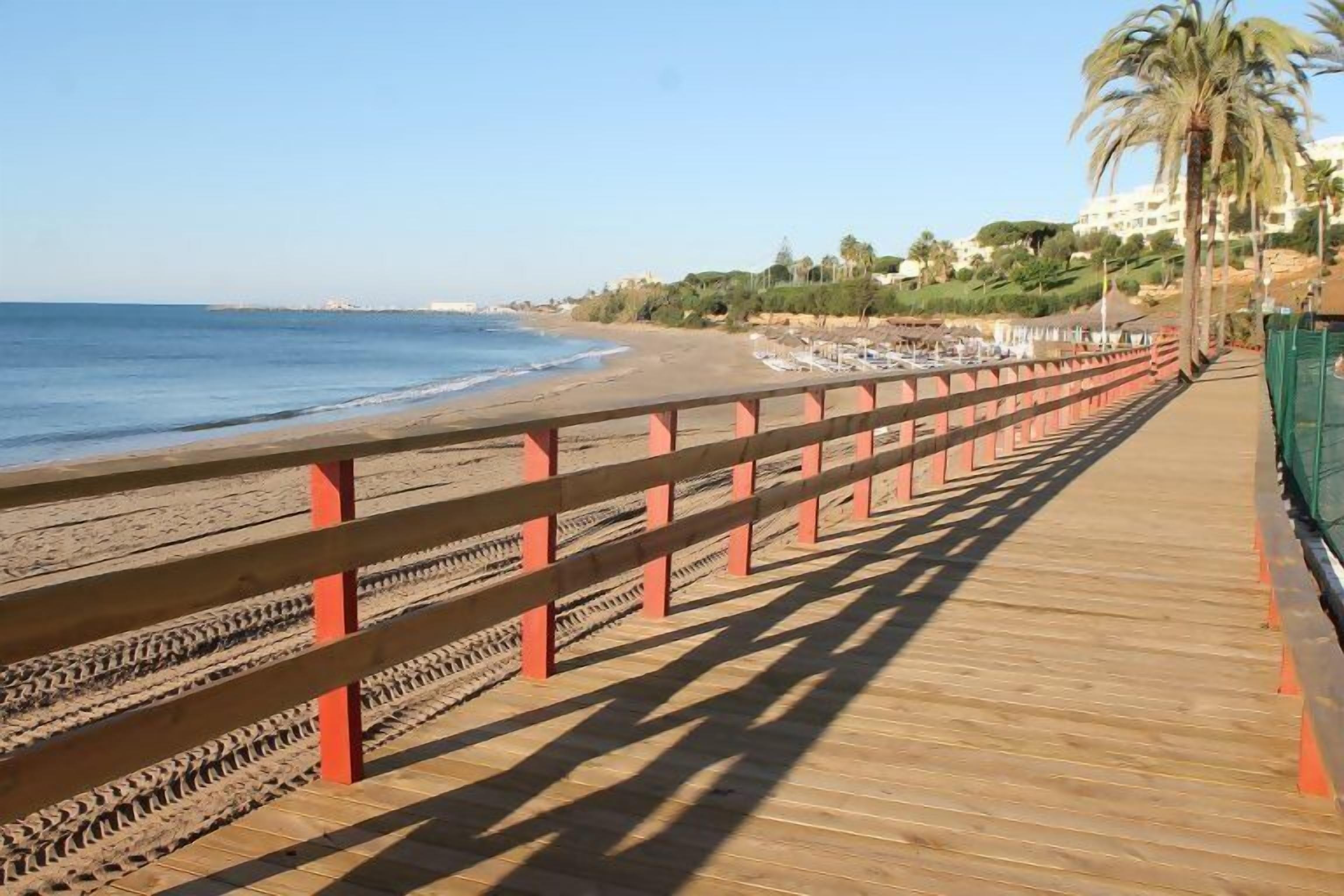 Nær stranden