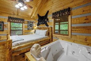 Tabla de planchar con plancha, wifi y ropa de cama 