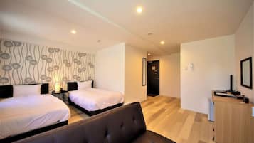 1 bedroom, desk, free WiFi, bed sheets