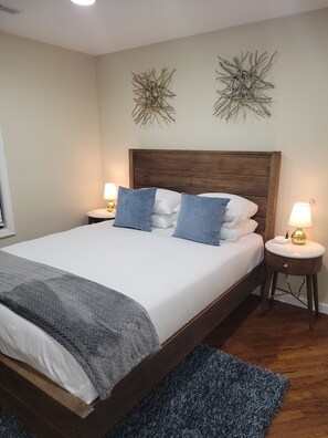 4 soverom, strykejern/-brett, reiseseng for barn og wi-fi (inkludert)