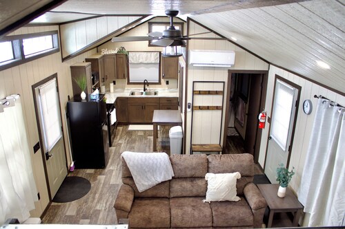 Secluded cottage, sleeps 4, private and peaceful