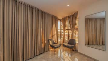 Superior Room | Desk, laptop workspace, iron/ironing board, rollaway beds