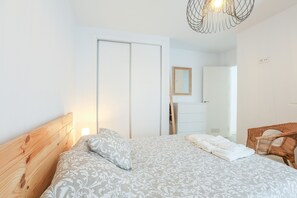 2 bedrooms, iron/ironing board, free WiFi, bed sheets - DELFIN - PUNTA UMBRIA - Cosy flat in Punta Umbria with Free Wifi (Punta Umbría)