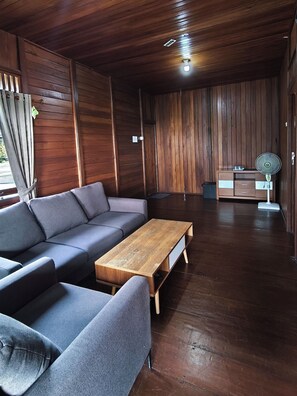 Huvila, 2 makuuhuonetta | Ilmainen Wi-Fi, vuodevaatteet