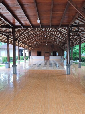 Mặt tiền nơi lưu trú