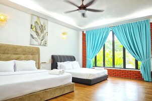 Standard Quadruple Room | Free WiFi, bed sheets