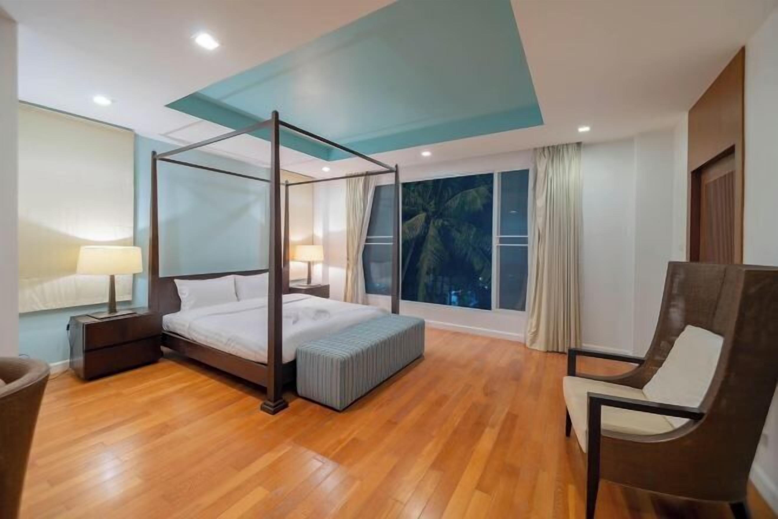 Bureau, Wi-Fi gratuit, draps fournis