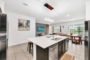 Interior - Spacious 12-bedroom house in charming Kissimmee with WiFi, AC (Kissimmee)