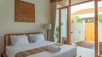 Deluxe Double Room, Pool View | Minibar, in-room safe, blackout drapes, free WiFi