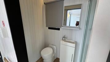 Bruser, hårtørrer, håndklæder