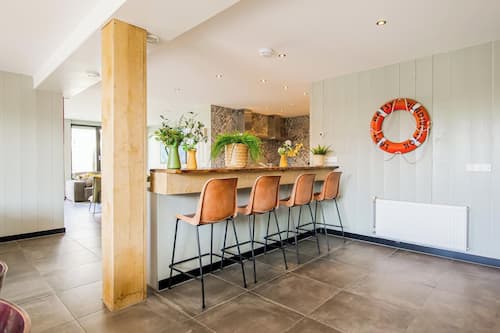 House | Dining