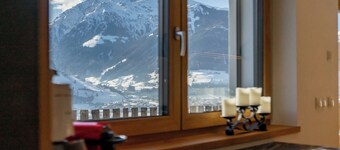 Sunny apartment with fantastic views