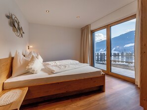 3 bedrooms, internet