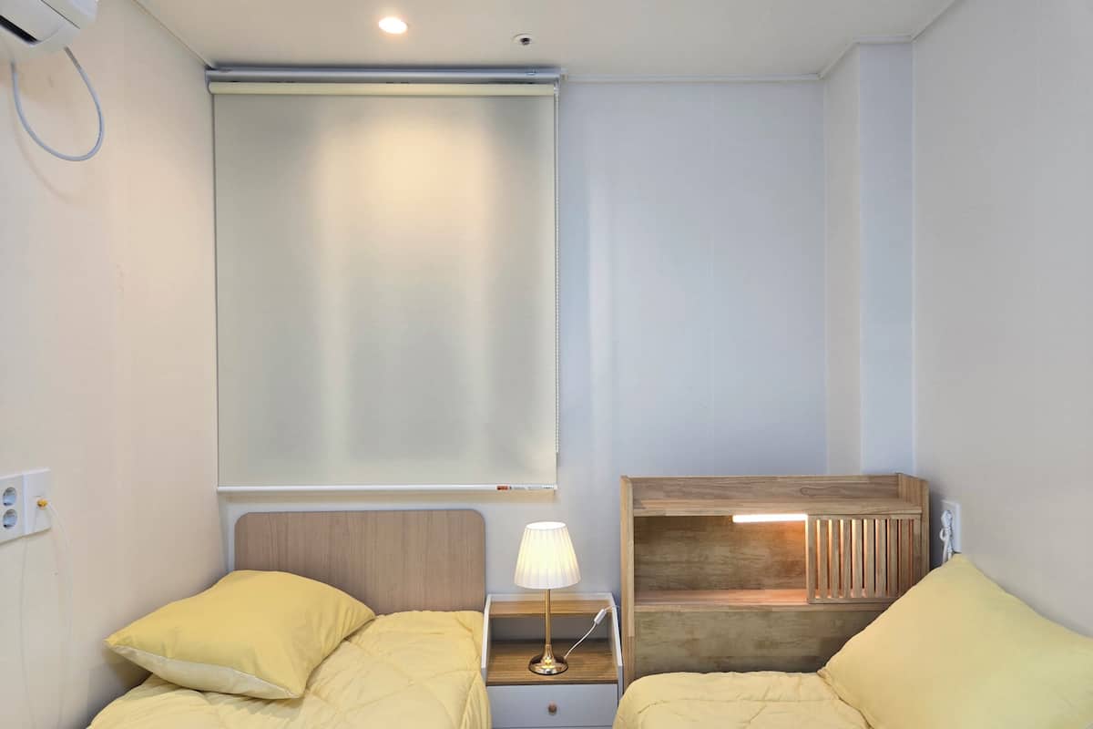 Basic Twin Room, City View