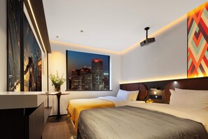 Comfort Twin Room | Down duvets, laptop workspace, blackout curtains, soundproofing - Mcsrh Hotel -Xi'an Bell and Drum Tower  (Xi'an)