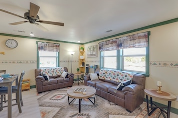 Carlsbad Vacation Rental | 2BR | 1BA | 800 Sq Ft | Stairs Required