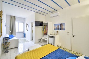 5 quartos, Wi-Fi de cortesia, roupa de cama
