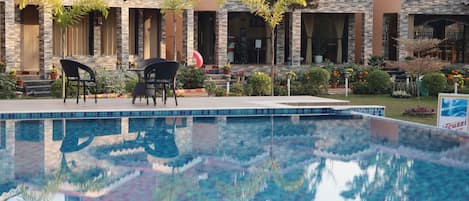 Piscine couverte