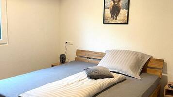 2 bedrooms, free WiFi, bed sheets