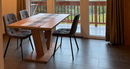 Apartment 'Zum Klammlhof' with Mountain View, Private Terrace and Wi-Fi