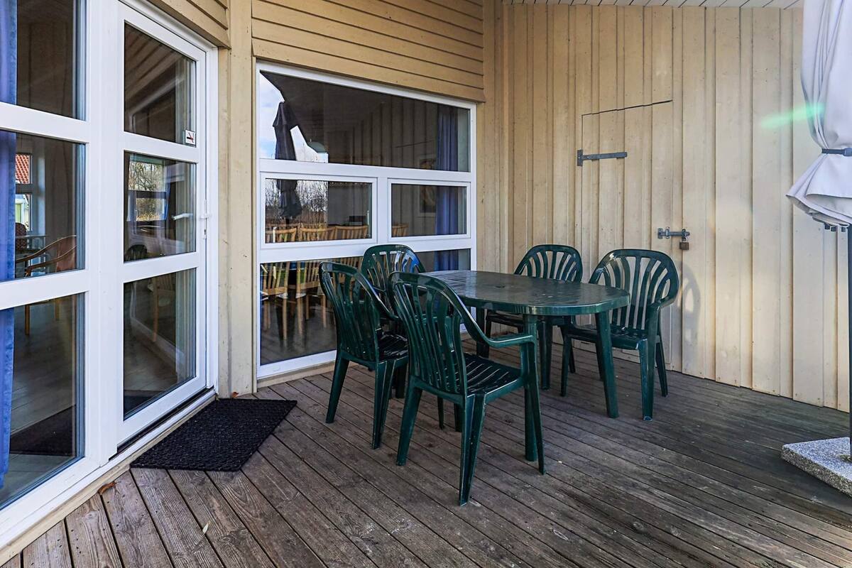 Luxury House, 5 Bedrooms | View from property