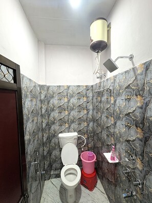 Bathroom - HKG Homestay Uttar Pradesh (Varanasi)