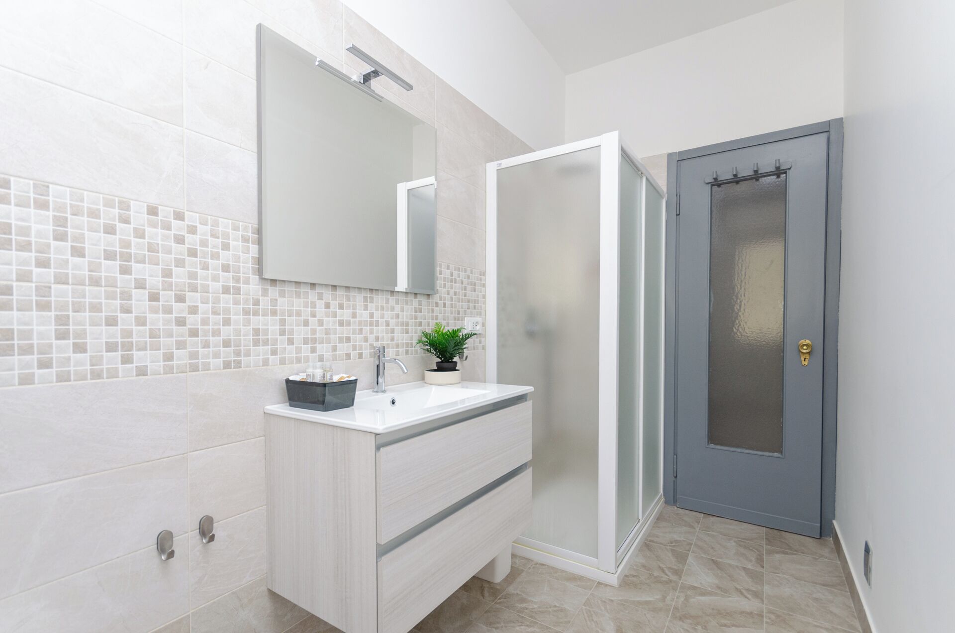 Apartment, Balkon, Stadtblick | Badezimmer