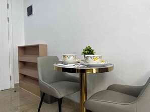 Dining - 1 BR Apartment Signature Sky View Podomoro City Deli Medan - STUDIO ROOM (Sumatera Utara)