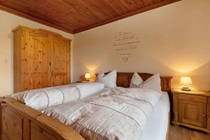 2 makuuhuonetta, ilmainen Wi-Fi, vuodevaatteet