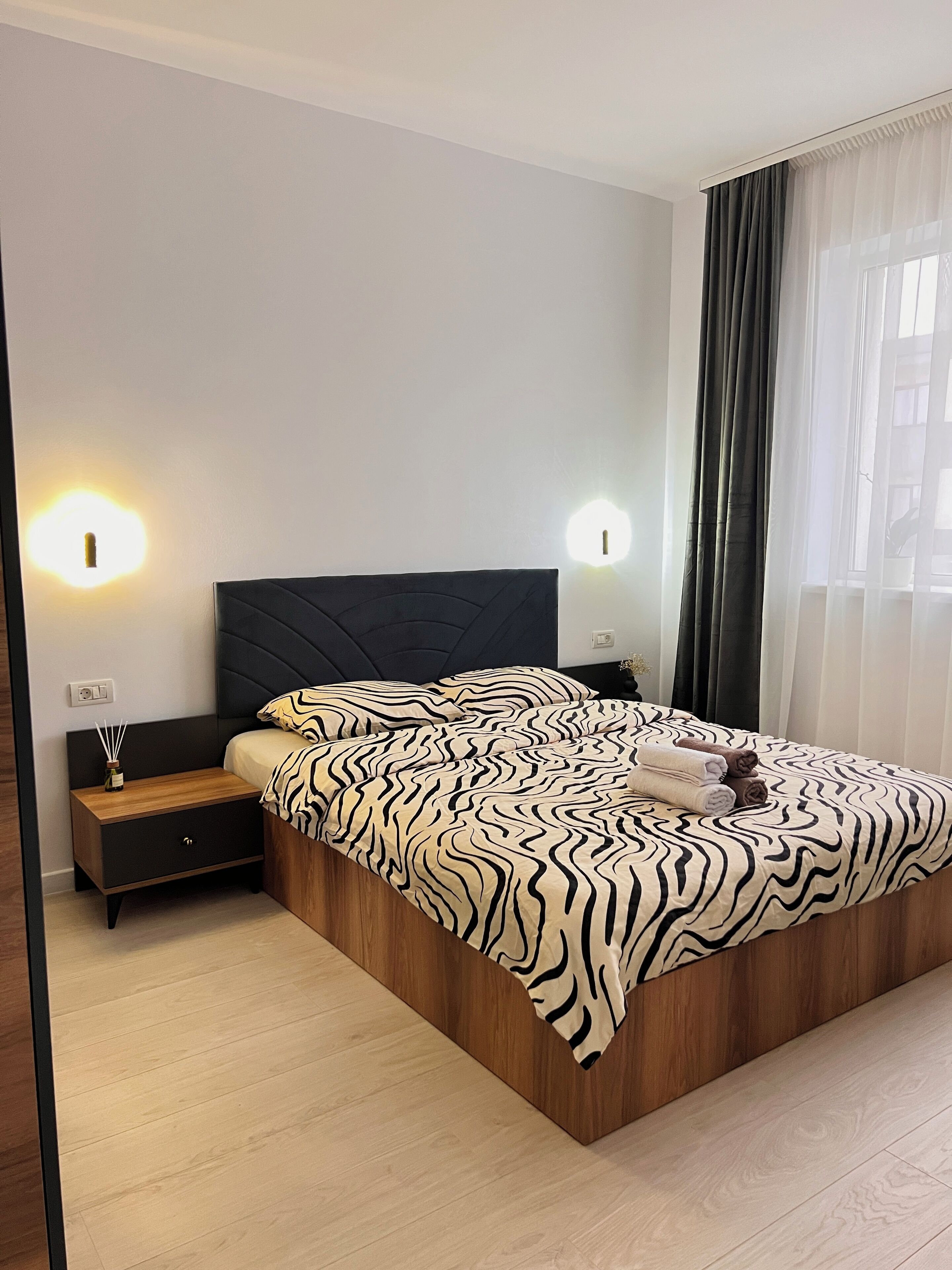 1 chambre, fer et planche à repasser, Wi-Fi gratuit, draps fournis