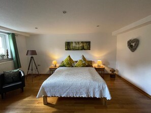 2 chambres, Wi-Fi gratuit, draps fournis