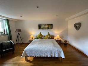 2 chambres, Wi-Fi gratuit, draps fournis