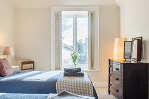 3 sovrum, internet och sängkläder