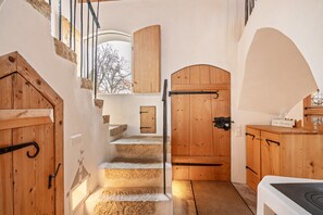 Interior - Apartment 'Lederergasse' with Private Terrace and Wi-Fi (Grafing bei München)