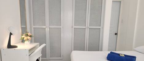 1 bedroom, Internet, bed sheets