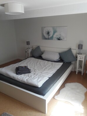 3 Schlafzimmer, Internetzugang, Bettwäsche