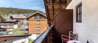 Room 14 (double room) with mountain view, balcony and Wi-Fi