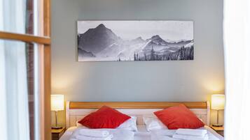 1 quarto, Wi-Fi de cortesia, roupa de cama