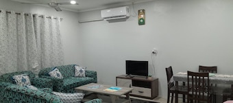 Charming 2-bedroom bed & breakfast in Nadi with WiFi, AC